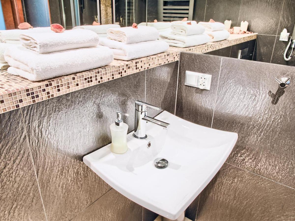 Apartamenty Ktw Debowe Tarasy Катовіце Екстер'єр фото