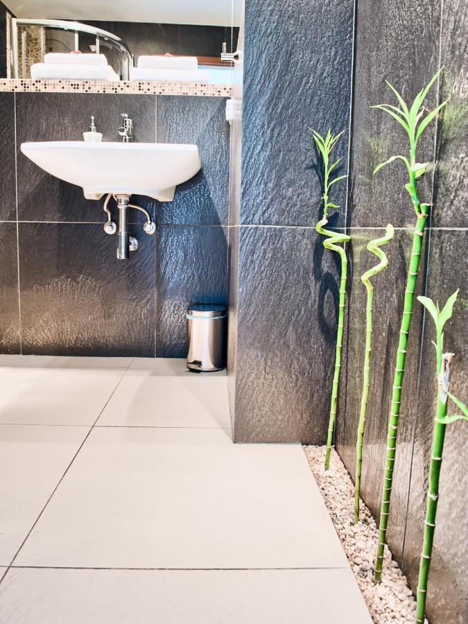 Apartamenty Ktw Debowe Tarasy Катовіце Екстер'єр фото
